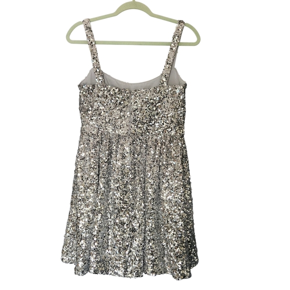 Sachin + Babi Quinn Silver Metallic Sequins Mini Dress 4 Party Glittery Shimmery - Picture 6 of 16